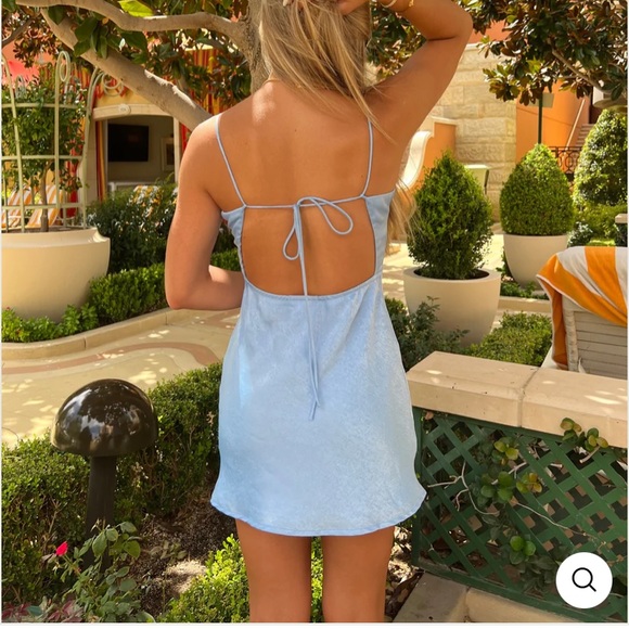 House of Spence satin tie back dress - Picture 2 of 5